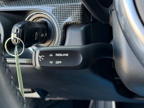 Used 2014 Porsche 911 Turbo AWD/4WD image 35