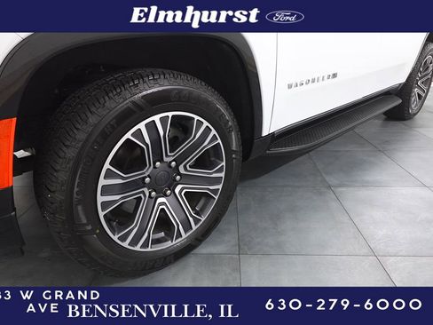 Used 2024 Jeep Wagoneer Series II image 31