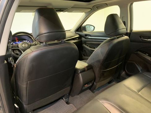 Used 2023 Nissan Altima 2.5 SR w/ SR Premium Package AWD/4WD image 39