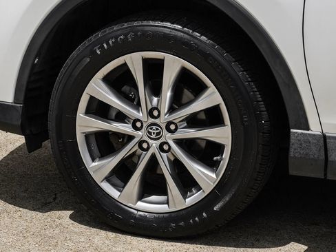 Used 2017 Toyota RAV4 Limited FWD image 56