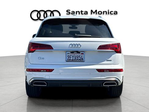 Used 2023 Audi Q5 2.0T Premium w/ Convenience Package image 7