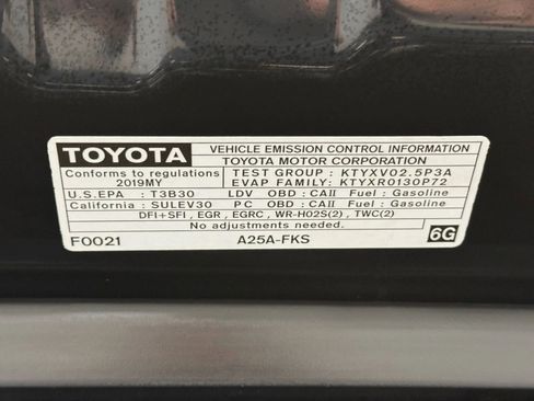 Used 2019 Toyota Camry SE image 50