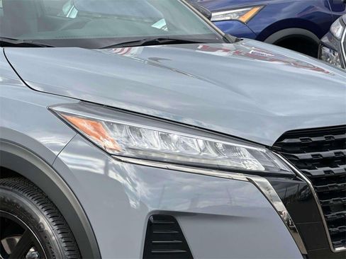 Certified 2023 Nissan Kicks SR image 8