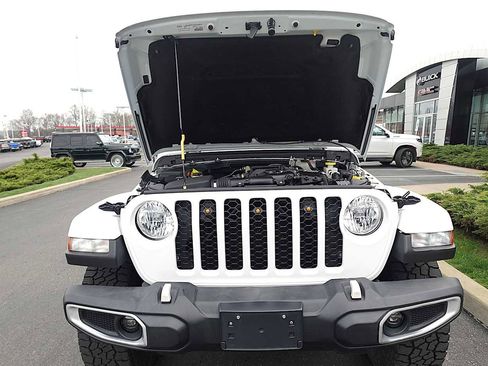 Used 2023 Jeep Gladiator Sport image 31