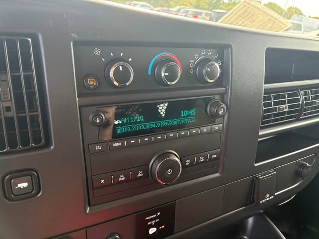 Used 2025 GMC Savana 2500 w/ Driver Convenience Package RWD image 21