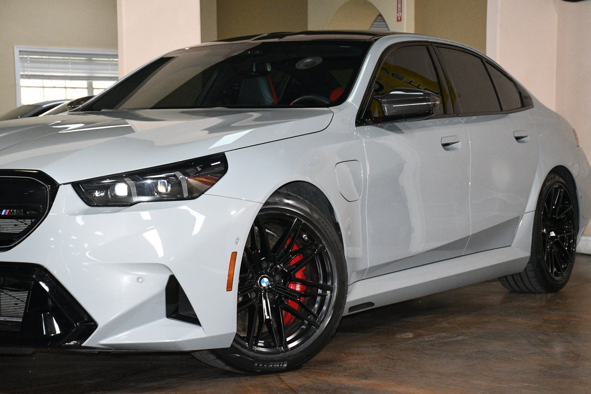 Used 2025 BMW M5 w/ Carbon Package AWD/4WD image 54