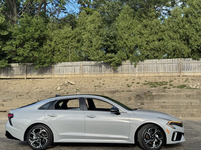 Used 2025 Kia K5 GT-Line w/ GT-Line Premium Package FWD image 5
