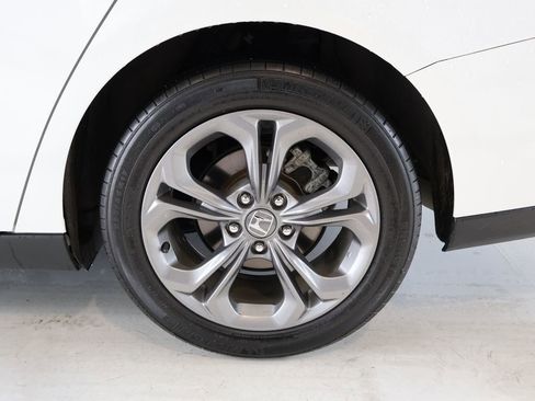 Used 2024 Honda Accord EX image 36