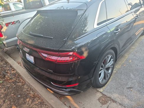Used 2022 Audi Q8 Prestige w/ Prestige Package AWD/4WD image 8