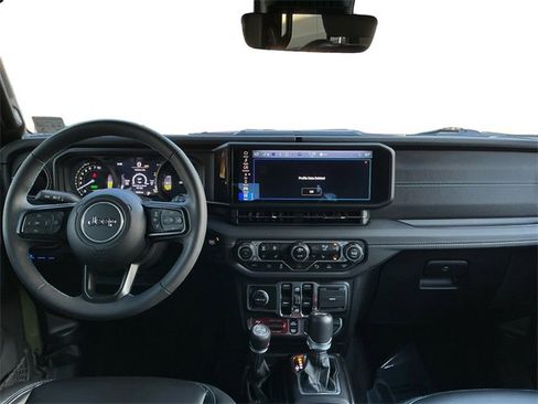 Used 2024 Jeep Wrangler Unlimited Rubicon 4xe image 12