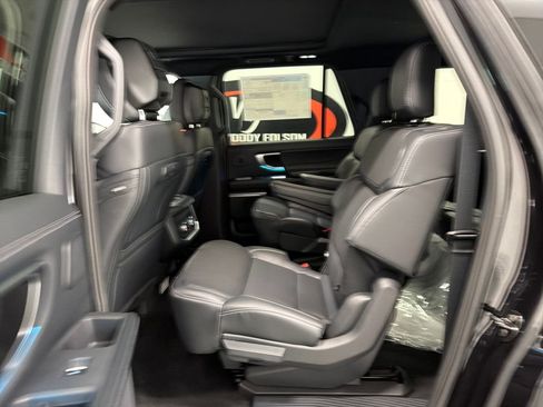 New 2026 Ford Expedition Max Platinum w/ Stealth Performance Package AWD/4WD image 12