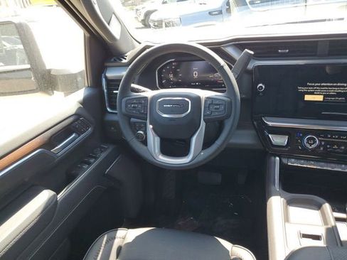 New 2026 GMC Sierra 2500 Denali w/ Denali Reserve Package AWD/4WD image 14