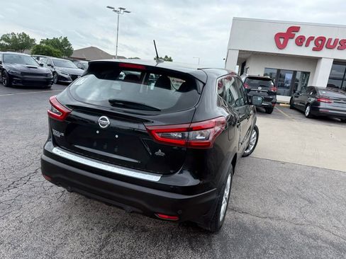 Used 2020 Nissan Rogue Sport S w/ Appearance Package image 10