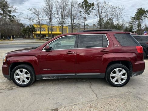 Used 2017 GMC Terrain SLE w/ Technology Package image 8