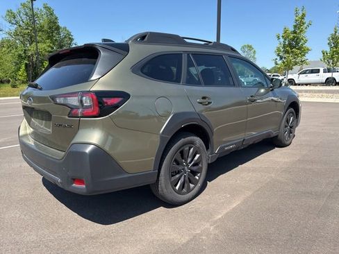 Used 2025 Subaru Outback Onyx Edition AWD/4WD image 5