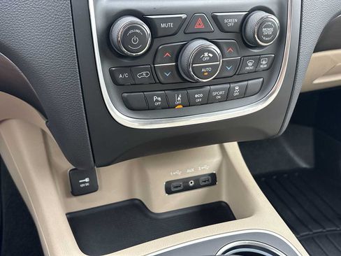 Used 2018 Dodge Durango Citadel w/ Technology Group AWD/4WD image 18