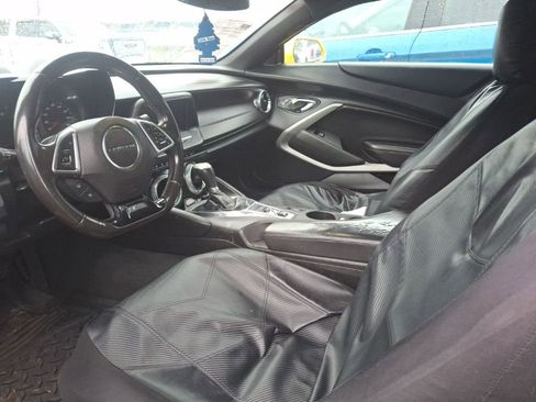 Used 2017 Chevrolet Camaro LT w/ RS Package image 8