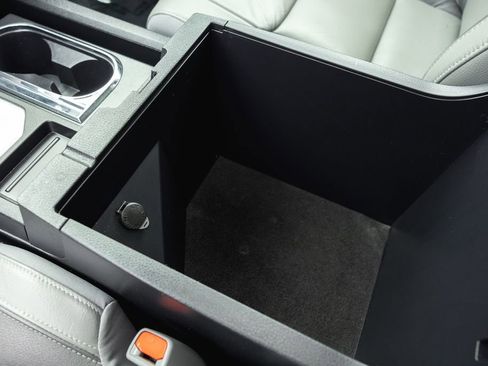 Certified 2021 Toyota Tundra Limited w/ Limited Premium Package image 22