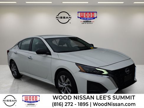Certified 2025 Nissan Altima 2.5 S FWD image 1