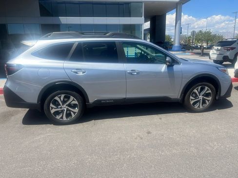 Used 2020 Subaru Outback Limited w/ Popular Package #2 AWD/4WD image 8