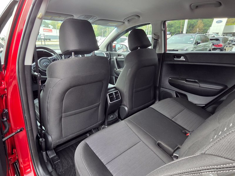 Used 2018 Kia Sportage LX AWD/4WD image 19