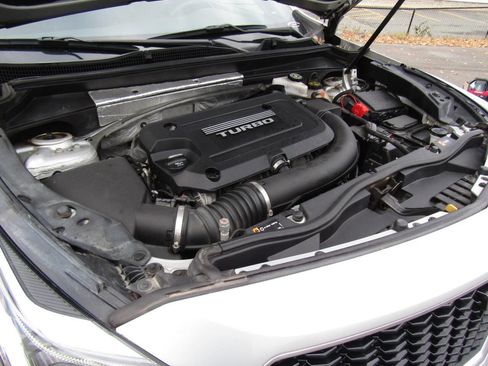 Used 2019 Cadillac XT4 Sport image 31