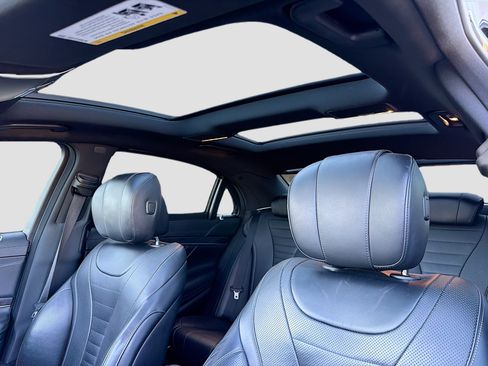 Used 2019 Mercedes-Benz S 560 4MATIC Sedan image 23