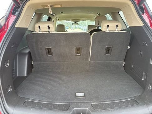 Used 2018 Buick Enclave Premium image 39