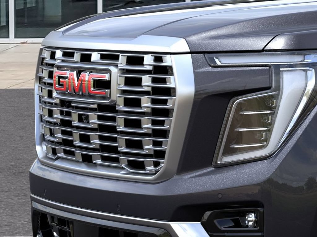 New 2027 GMC Yukon Denali w/ Sun & Power Step Package AWD/4WD image 13