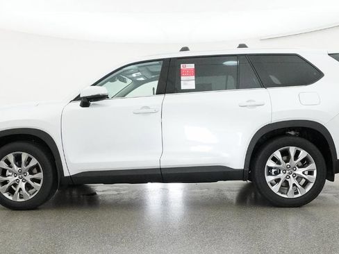 New 2026 Toyota Grand Highlander Limited image 43