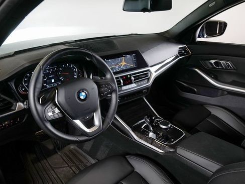 Used 2022 BMW 330i xDrive Sedan w/ Driving Assistance Package AWD/4WD image 18
