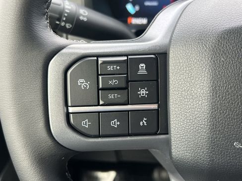 New 2025 Ford F150 XLT w/ Equipment Group 303A High image 31