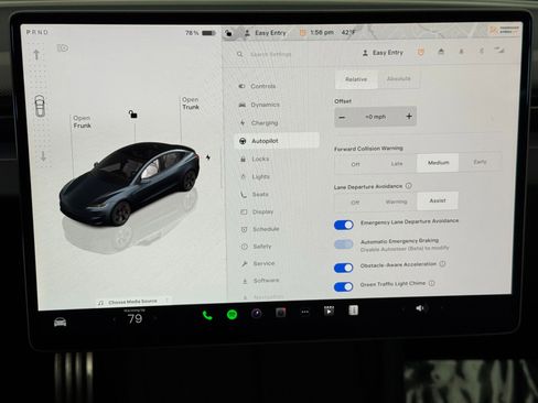 Used 2024 Tesla Model 3 Performance image 28