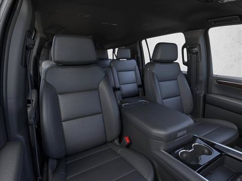 New 2026 Chevrolet Suburban Z71 w/ Comfort Package AWD/4WD image 16