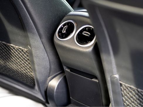 Used 2019 Mercedes-Benz A 220 4MATIC image 37