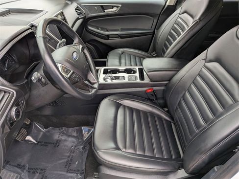 Used 2024 Ford Edge SEL image 12