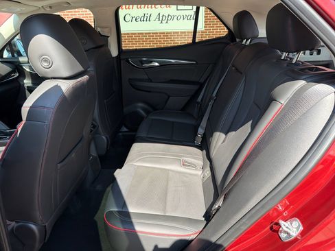 Used 2023 Buick Envision Essence w/ Sport Touring Package FWD image 28