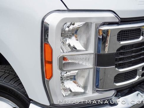 Used 2025 Ford F350 XL w/ XL Chrome Package image 42