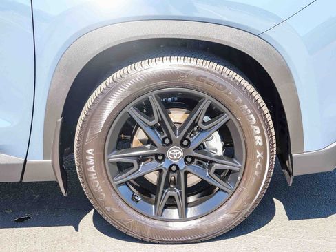 Certified 2026 Toyota Grand Highlander AWD Hybrid image 11