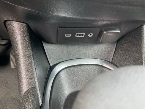 Used 2025 Chevrolet Malibu LT FWD image 22