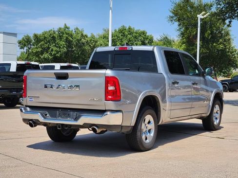 Used 2025 RAM 1500 Big Horn AWD/4WD image 7