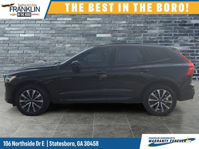 Used 2025 Volvo XC60 B5 Plus AWD/4WD image 2