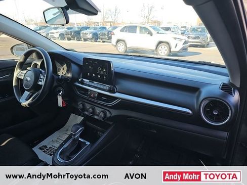 Used 2021 Kia Forte LXS image 29