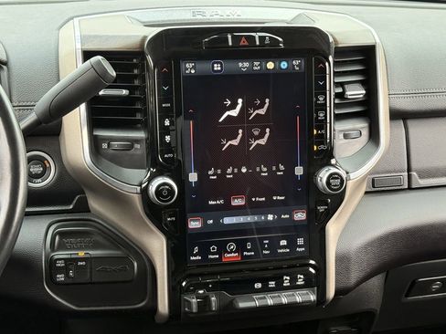 Used 2024 RAM 2500 Laramie image 16