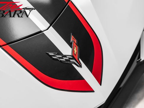 Used 2024 Chevrolet Corvette Stingray w/ Stealth Interior Trim Package image 17