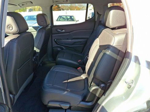 Used 2020 GMC Acadia SLT image 10