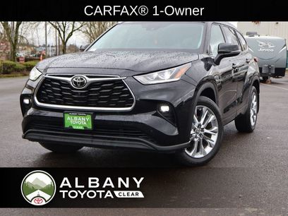 Used 2022 Toyota Highlander Limited