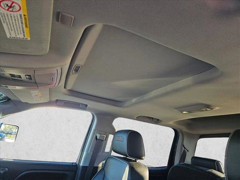 Used 2017 Chevrolet Silverado 3500 High Country w/ Duramax Plus Package image 15