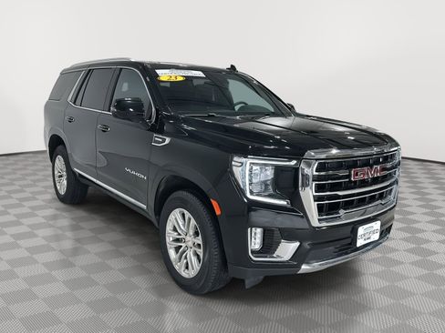 Used 2023 GMC Yukon SLT w/ SLT Luxury Package image 7