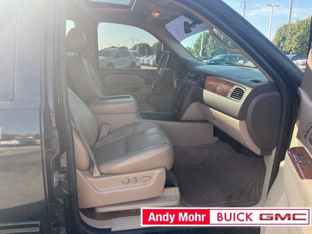 Used 2011 Chevrolet Tahoe LT AWD/4WD image 38